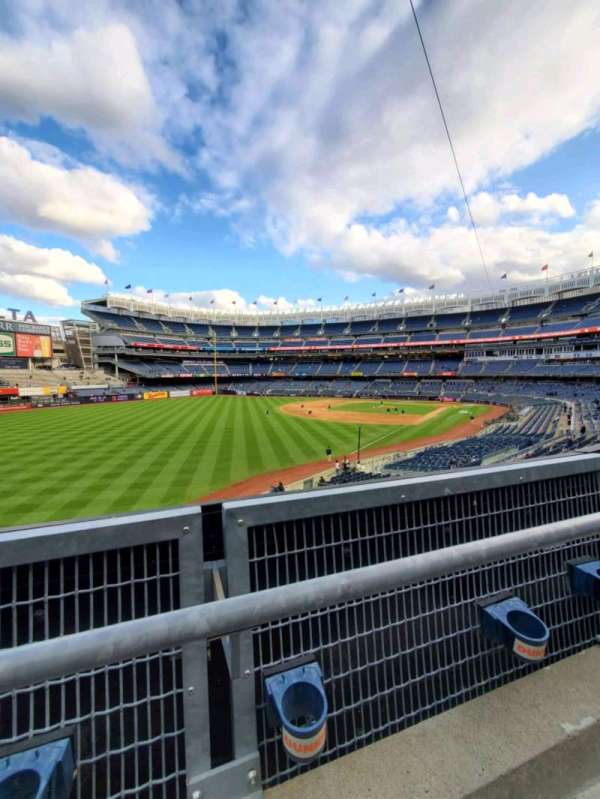 Yankee Stadium, section: 231, row: 1, seat: 8