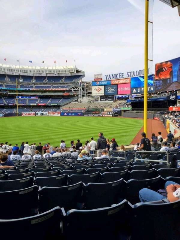 Yankee Stadium, section: 109, row: 19, seat: 7