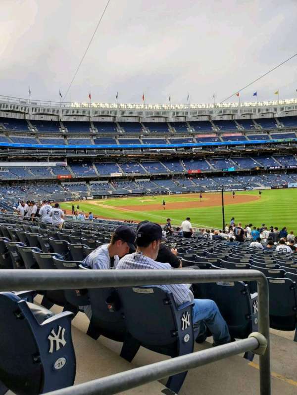 Yankee Stadium, section: 109, row: 19, seat: 20