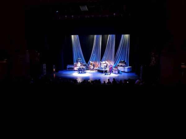 Beacon Theatre, section: Loge 2, row: A, seat: 4