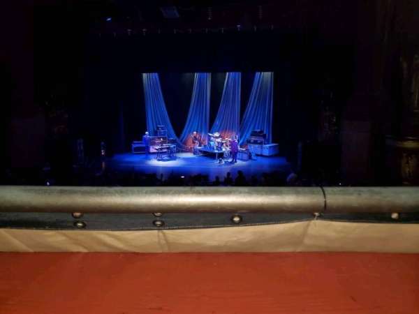 Beacon Theatre, section: Loge 2, row: A, seat: 4