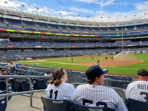 Yankee Stadium, section: 113, row: 7, seat: 14