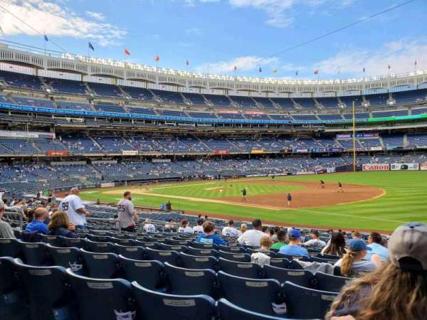 Yankee Stadium, section: 113, row: 15, seat: 4