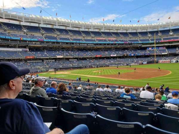 Yankee Stadium, section: 113, row: 15, seat: 7