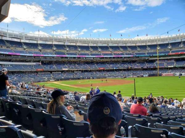 Yankee Stadium, section: 110, row: 25, seat: 4