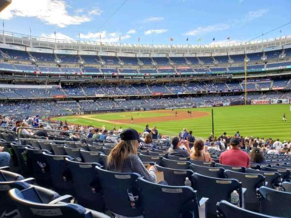 Yankee Stadium, section: 110, row: 25, seat: 5