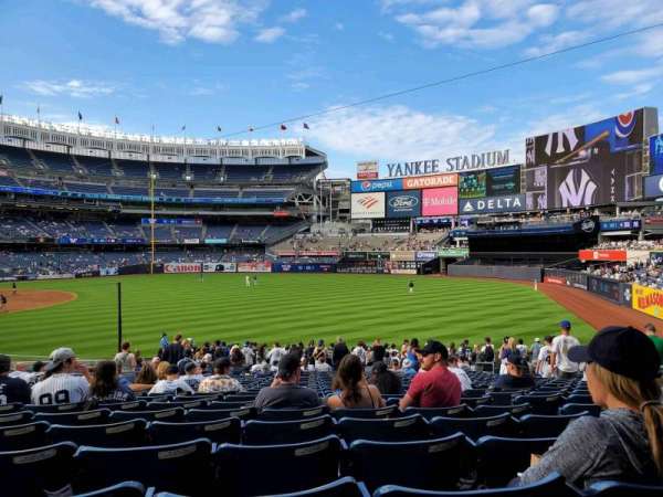Yankee Stadium, section: 110, row: 25, seat: 10