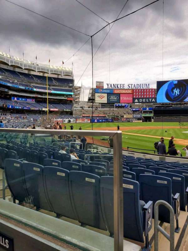 Yankee Stadium, section: 120B, row: 1, seat: 8