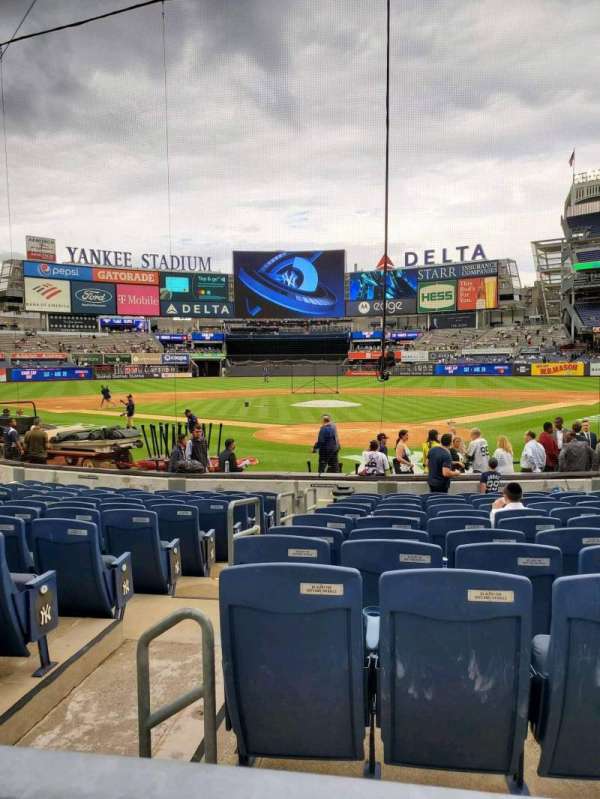 Yankee Stadium, section: 120B, row: 1, seat: 5