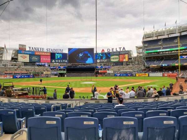 Yankee Stadium, section: 120B, row: 1, seat: 4