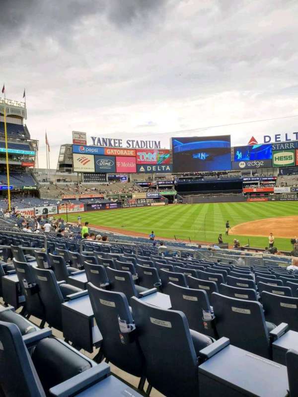 Yankee Stadium, section: 124, row: 14, seat: 4