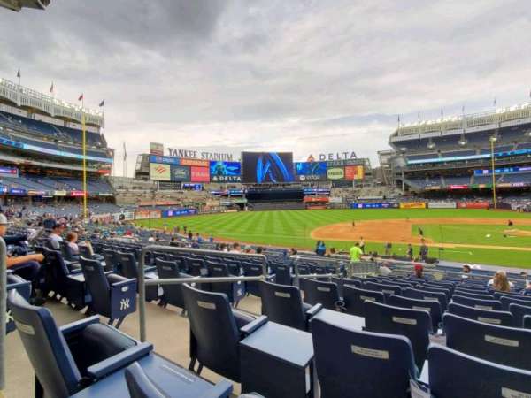 Yankee Stadium, section: 124, row: 14, seat: 10