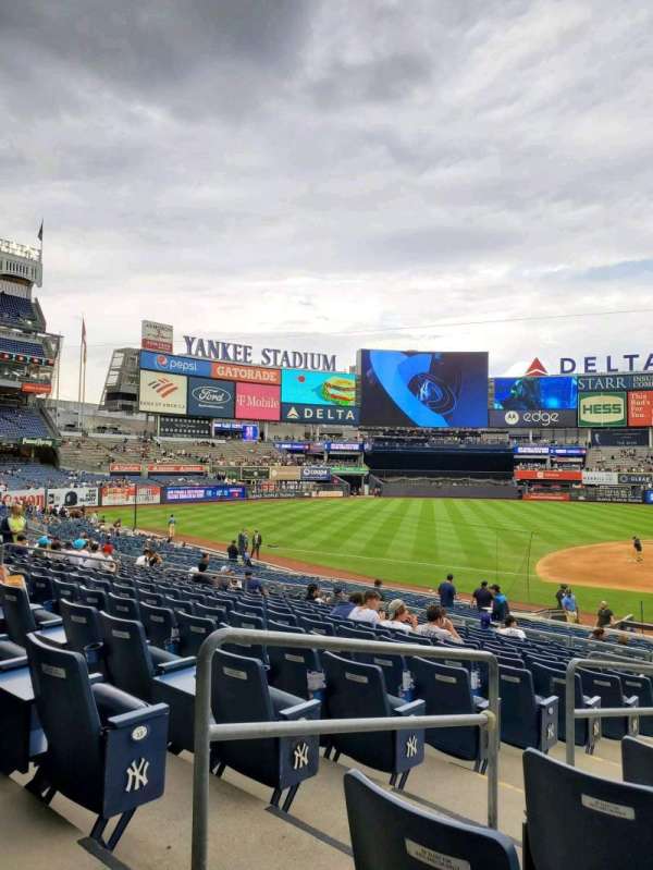 Yankee Stadium, section: 124, row: 14, seat: 11