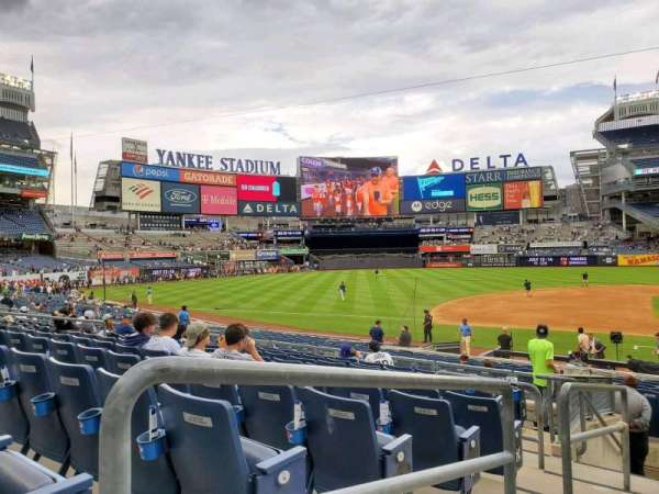 Yankee Stadium, section: 124, row: 10, seat: 18