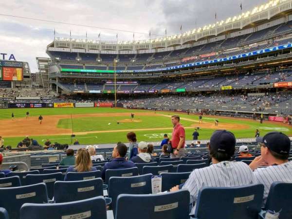 Yankee Stadium, section: 124, row: 10, seat: 14
