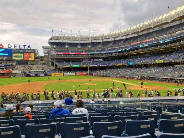 Yankee Stadium, section: 124, row: 10, seat: 5
