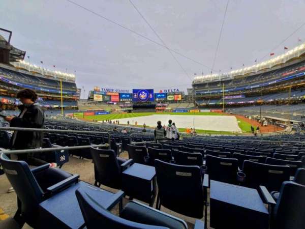 Yankee Stadium, section: 121B, row: 13, seat: 8
