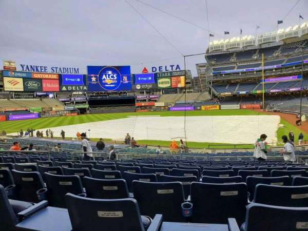 Yankee Stadium, section: 121B, row: 13, seat: 5