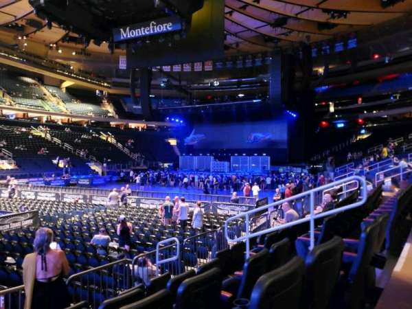 Madison Square Garden, section: 105, row: 5, seat: 8