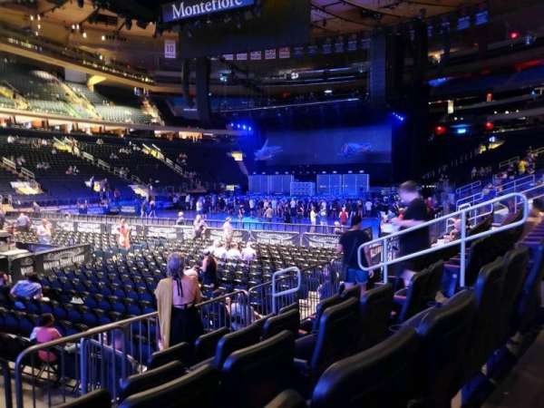 Madison Square Garden, section: 105, row: 5, seat: 6