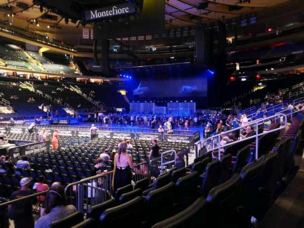 Madison Square Garden, section: 105, row: 5, seat: 4