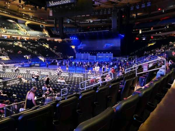 Madison Square Garden, section: 105, row: 7, seat: 6