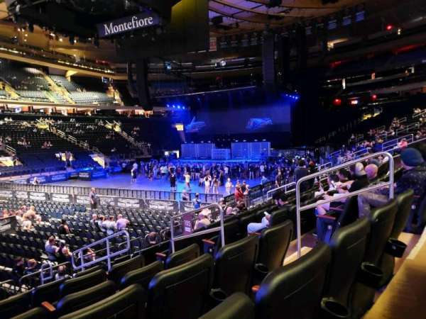 Madison Square Garden, section: 105, row: 9, seat: 11