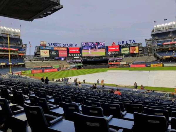 Yankee Stadium, section: 122, row: 15, seat: 2