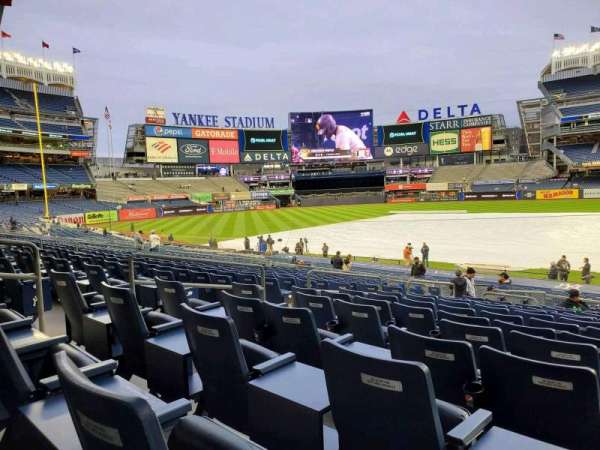 Yankee Stadium, section: 122, row: 15, seat: 6