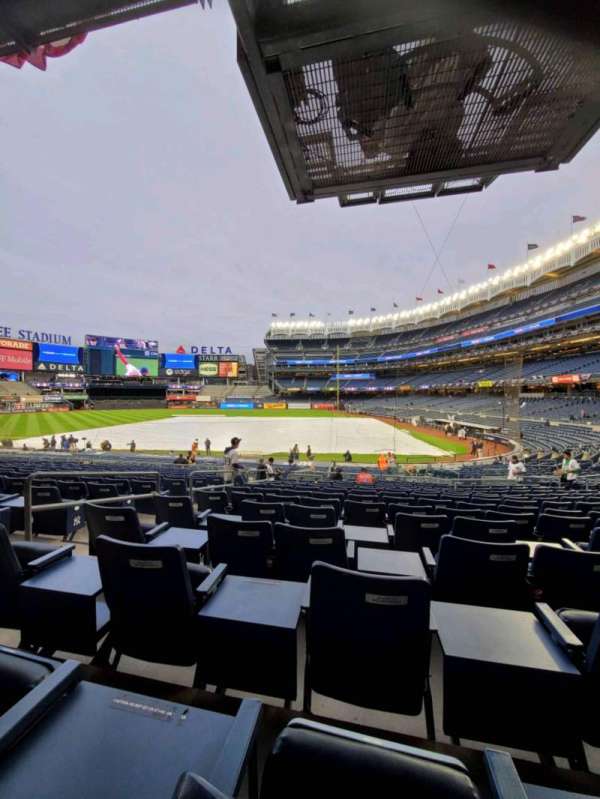 Yankee Stadium, section: 122, row: 15, seat: 8