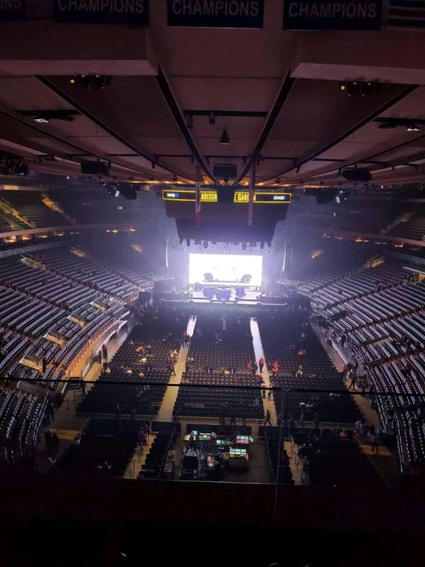 Madison Square Garden, section: 305, row: 2, seat: 6