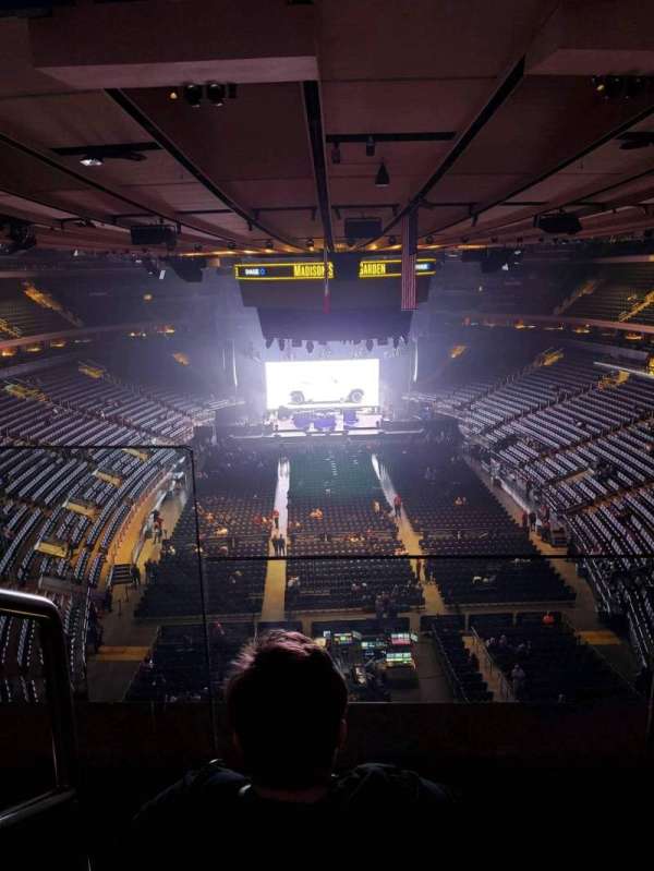 Madison Square Garden, section: 305, row: 2, seat: 1