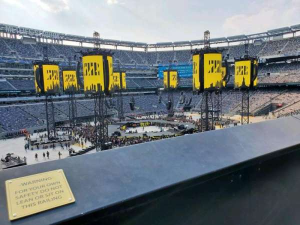 MetLife Stadium, section: 219, row: 1, seat: 12