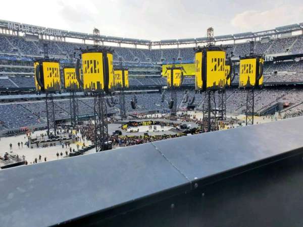 MetLife Stadium, section: 219, row: 1, seat: 10