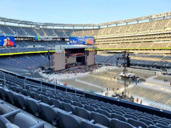 MetLife Stadium, section: 234, row: 10, seat: 12