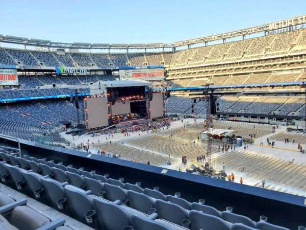 MetLife Stadium, section: 234, row: 5, seat: 8