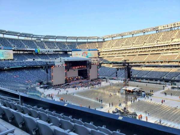 MetLife Stadium, section: 234, row: 5, seat: 10
