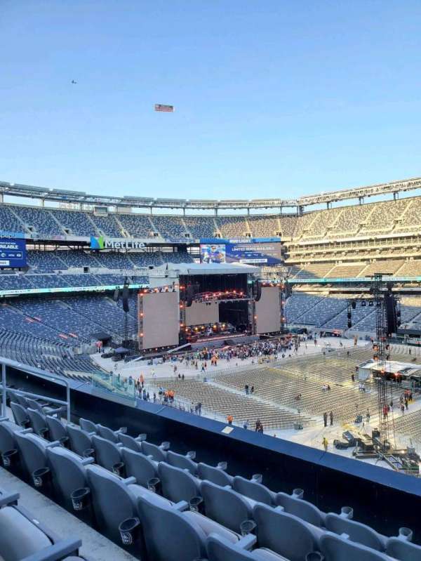 MetLife Stadium, section: 234, row: 5, seat: 12