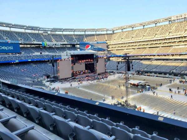 MetLife Stadium, section: 234, row: 5, seat: 1