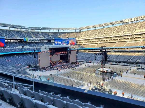 MetLife Stadium, section: 234, row: 5, seat: 15