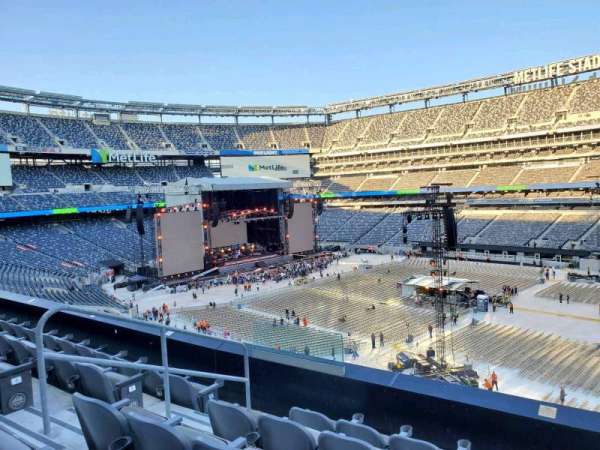 MetLife Stadium, section: 234, row: 5, seat: 19