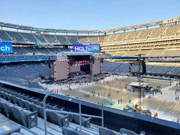 MetLife Stadium, section: 234, row: 5, seat: 21
