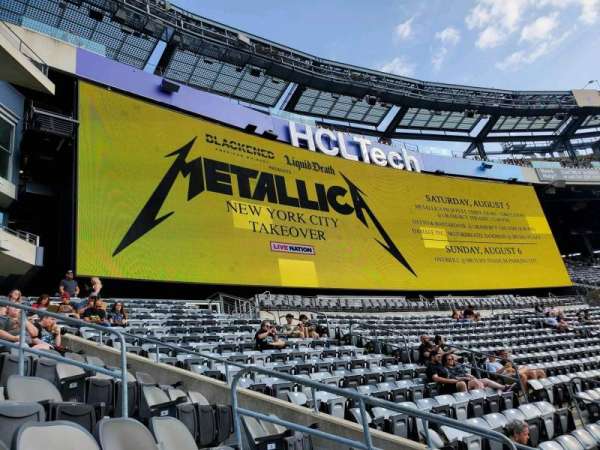 MetLife Stadium, section: 219, row: 2, seat: 17