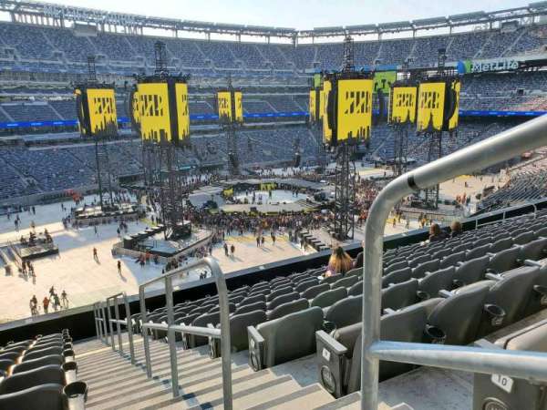 MetLife Stadium, section: 219, row: 11, seat: 1