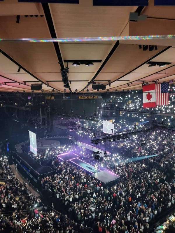 Madison Square Garden, section: 302, row: 1, seat: 1