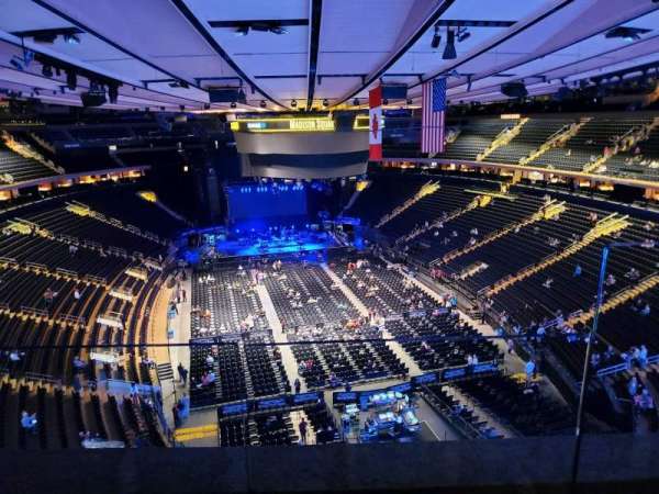 Madison Square Garden, section: 304, row: 2, seat: 3