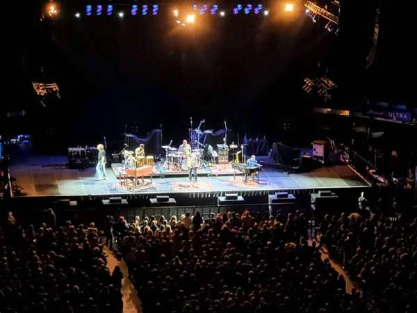 Madison Square Garden, section: 304, row: 1, seat: 2