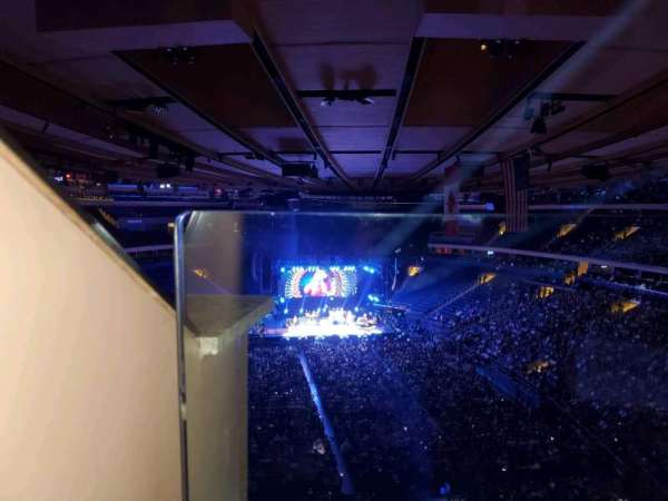 Madison Square Garden, section: 304, row: 1, seat: 1