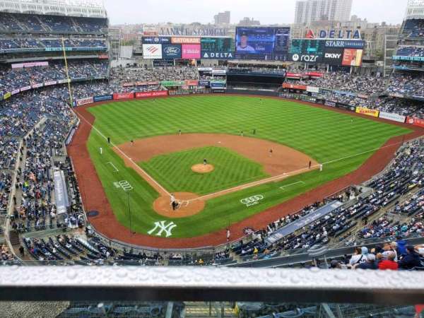 Yankee Stadium, section: 420A, row: 1, seat: 4