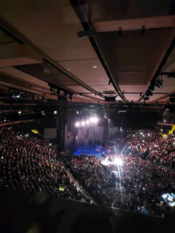 Madison Square Garden, section: 301, row: 1, seat: 8